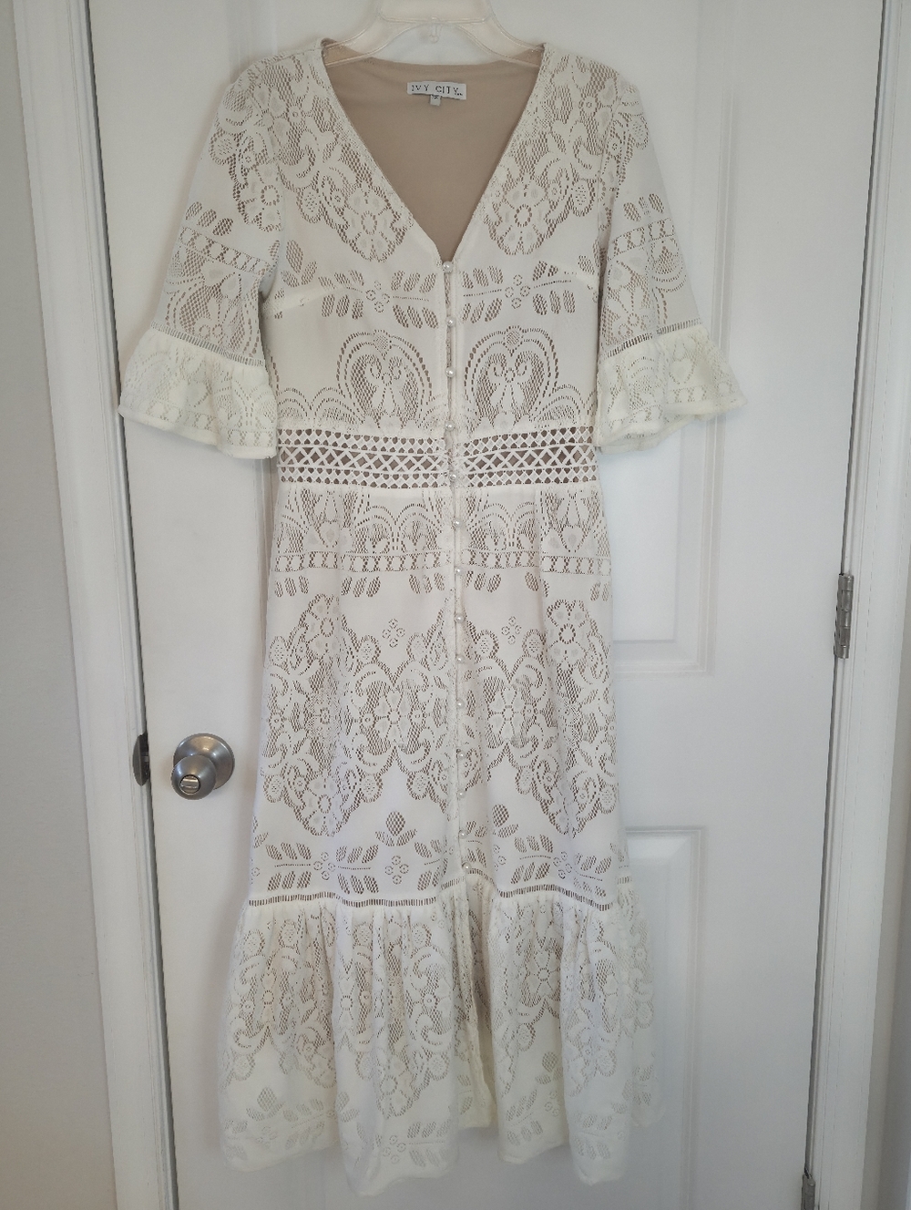 Ivy City Co Monroe Lace Dress